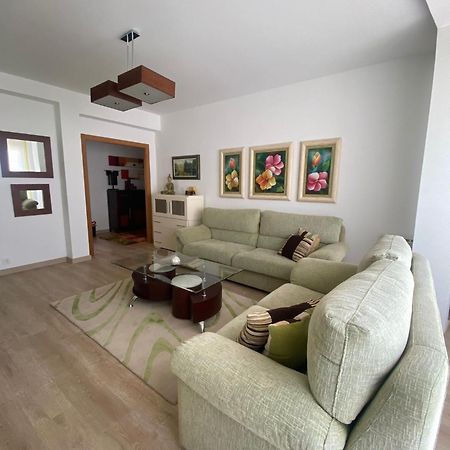 Precioso Piso En Pleno Centro De O Grove Apartment Bagian luar foto
