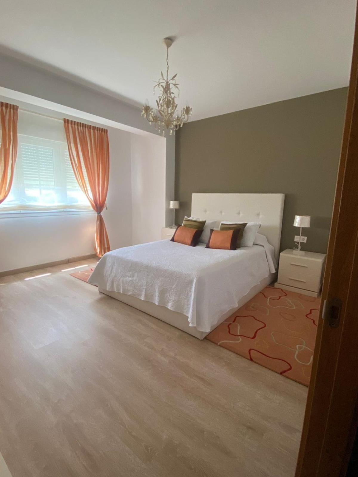 Precioso Piso En Pleno Centro De O Grove Apartment Bagian luar foto